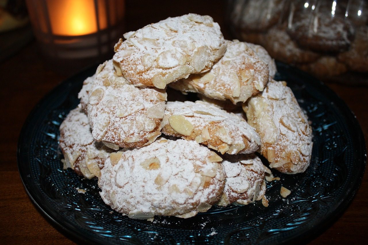 Italian Almond Biscuits Plates on a Plate